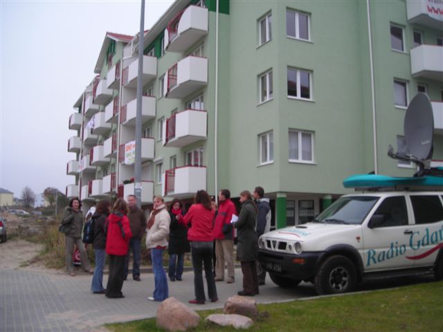 Radio Gda�sk - na �ywo, przed blokiem n34