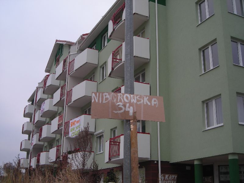 BMRnova transparenty n34 na bloku nieborowska 34